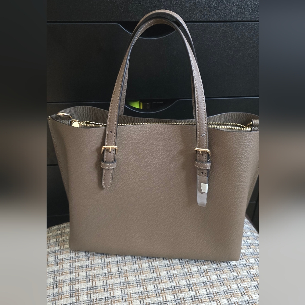 Coach Mollie Tote Bag 25 - Picture 12 of 15